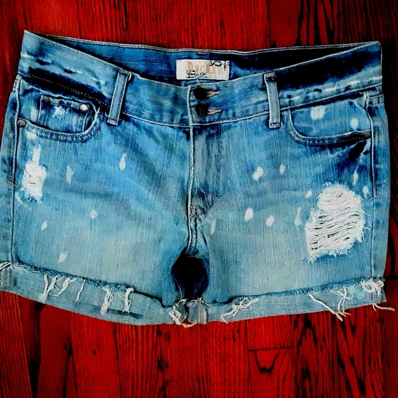 Decree Jean Shorts Distressed Boyfriend Size 9 - Picture 2 of 10